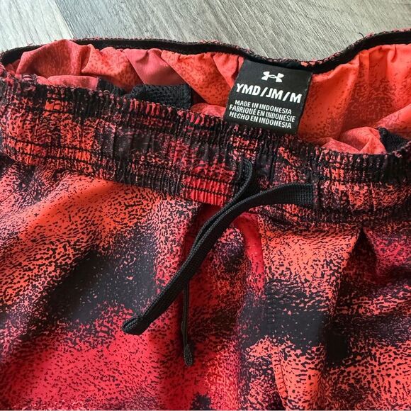Under Armour Printed Shorts Red Black Neon Orange Youth Medium - Picture 5 of 8